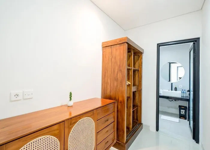 Nia Gray Ii Villa Seminyak